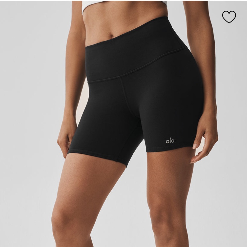 ALO 5” airbrush shorts